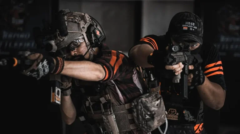 Freefireheadshothackmodapk Review: Features, Safety, Risks, and Alternatives
