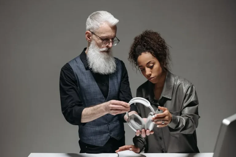 Grandpeoples Review: What It Is, Features, Safety, and Alternatives