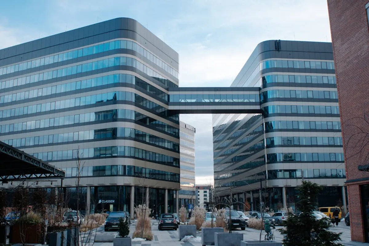 Tychy Review: What It Is, Features, Safety, and Alternatives